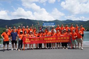 米兰(中国)集团管理层季度培训总结会议&团建活动欢乐举行